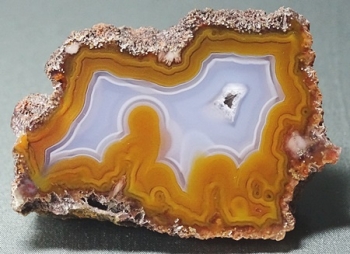 Moroccan Agate from Agouim, Ouarzazate, Morocco [db_pics/pics/MGA04-image3.JPG]
