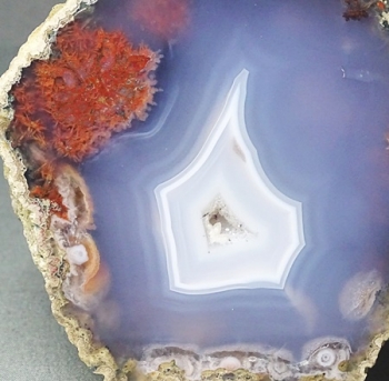 Moroccan Agate from Toubkal, High Atlas Mountains, Morocco [db_pics/pics/MGA08-image2.JPG]