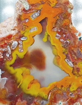 Moroccan Agate from Agouim, Ouarzazate, Morocco [db_pics/pics/MGA11-image2.JPG]