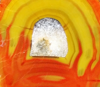 Chinese Fighting Blood Agate from Traditional Mine, Hebei Province, China [db_pics/pics/TAT02-image3.JPG]