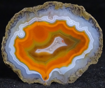 Moroccan Agate from High Atlas Mountains, Toubkal, Morocco [db_pics/pics/b_DSC00060.jpg]