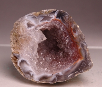 Ocho Agate (Oco) from Tres Pinheiros, Rio Grande do Sul, Brazil [db_pics/pics/b_DSC06023.jpg]