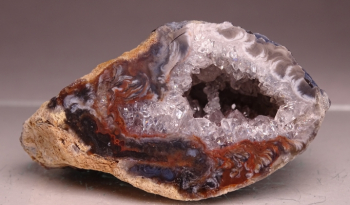 Ocho Agate (Oco) from Tres Pinheiros, Rio Grande do Sul, Brazil [db_pics/pics/b_DSC06028.jpg]