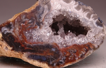 Ocho Agate (Oco) from Tres Pinheiros, Rio Grande do Sul, Brazil [db_pics/pics/b_DSC06030.jpg]