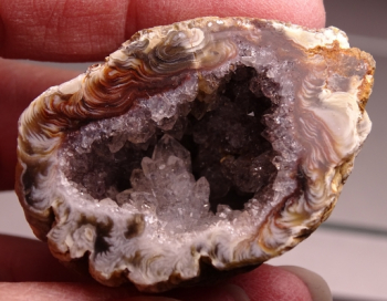 Ocho Agate (Oco) from Tres Pinheiros, Rio Grande do Sul, Brazil [db_pics/pics/b_DSC06038.jpg]