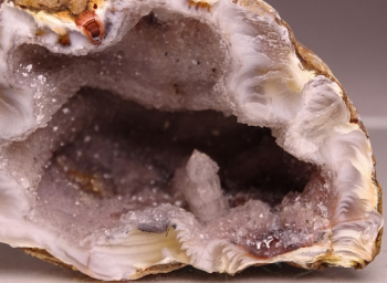 Ocho Agate (Oco) from Tres Pinheiros, Rio Grande do Sul, Brazil [db_pics/pics/b_DSC06041.jpg]