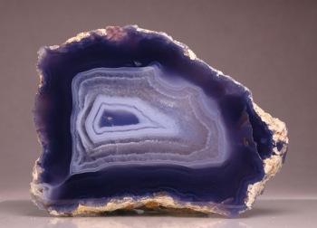 Madagascar Blue Agate from Madagascar [db_pics/pics/b_DSC06065.jpg]